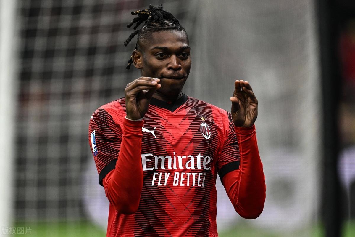 包含葡萄牙球星或将转投英超劲旅,追逐联赛金靴的词条 包含葡萄牙球星或将转投英超劲旅,追逐联赛金靴的词条