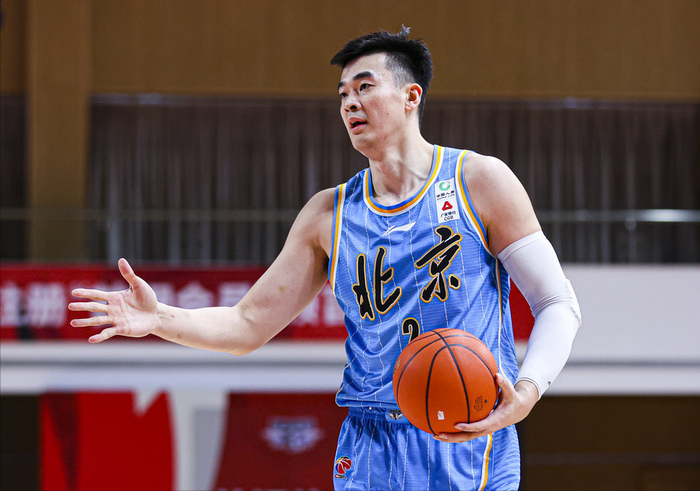 江苏队主场赢球，连胜势头正旺的简单介绍