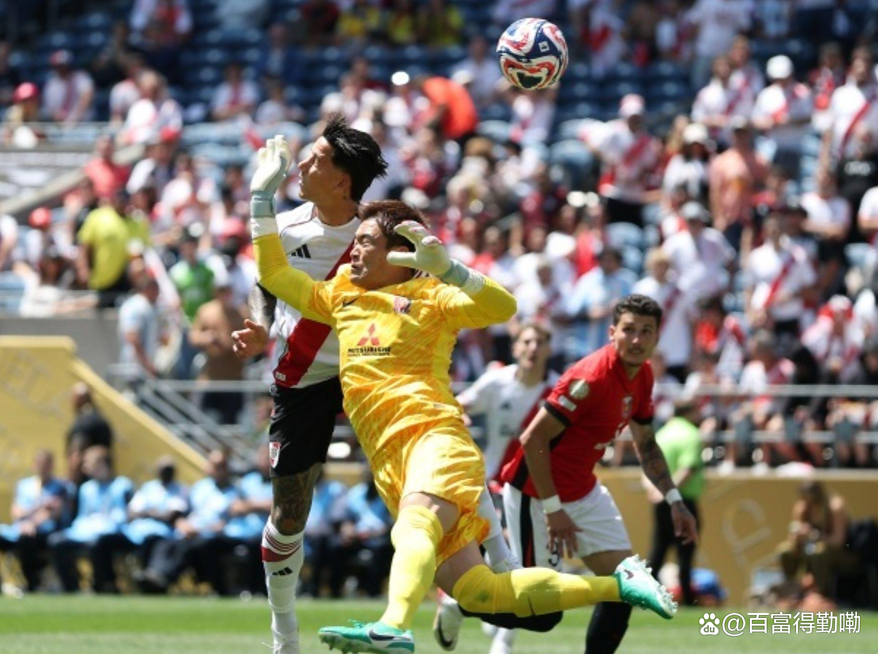 浦和红钻队在亚洲赛场引人注目
