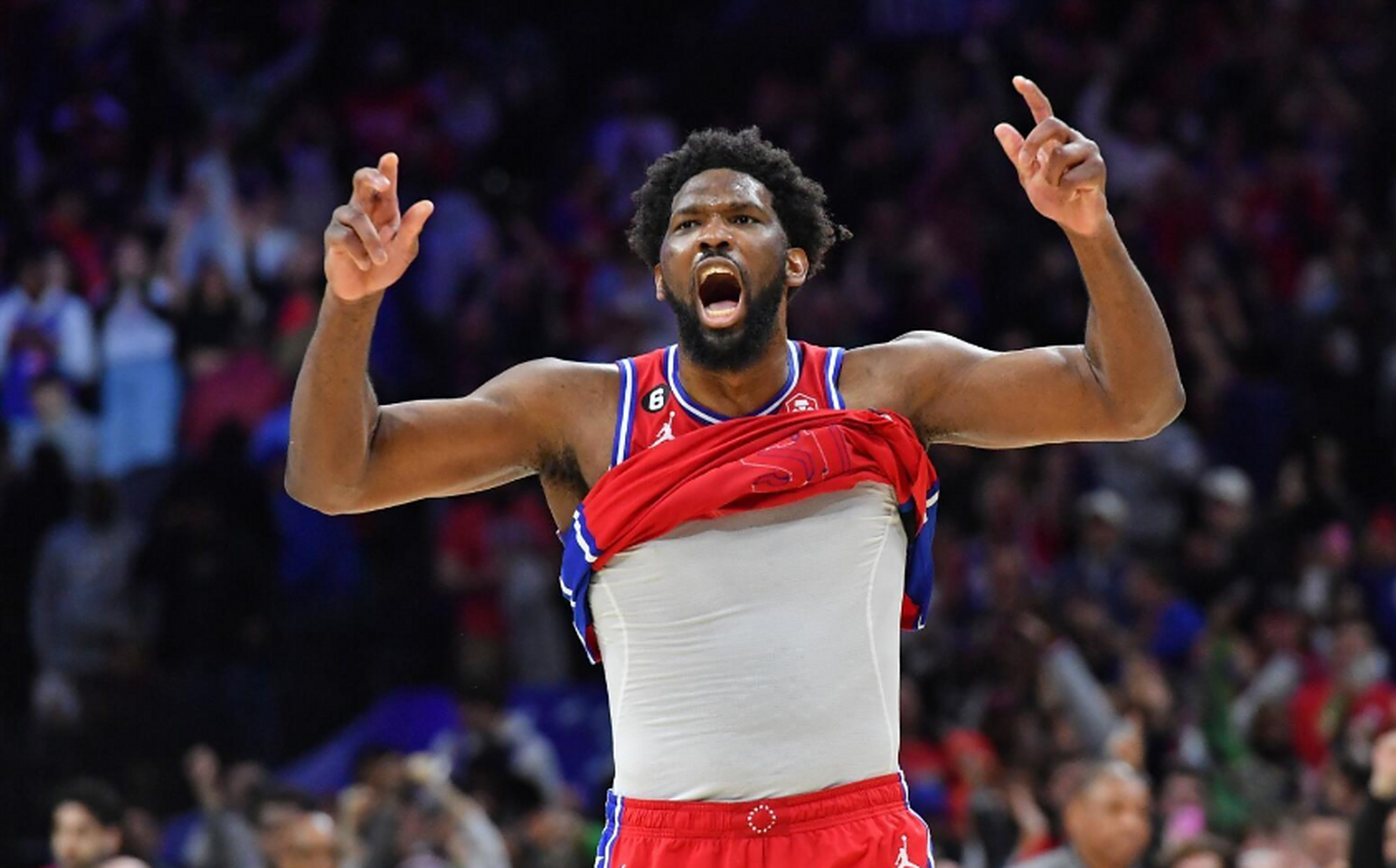 aoa体育官网-76人客场告捷，恩比德再现MVP级别表现