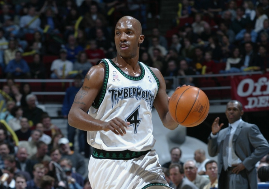 小牛队战术精湛，取得关键胜利的简单介绍