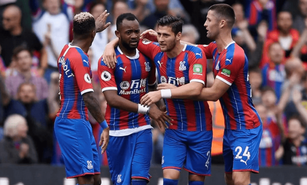 包含伯恩茅斯客场逼平莱斯特城：积分情况稍有改善的词条