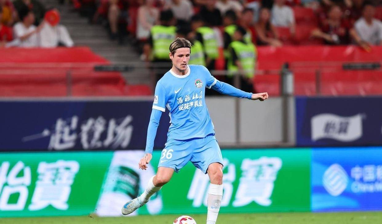 aoa体育娱乐-人队外援表态留守，誓言力争总冠军