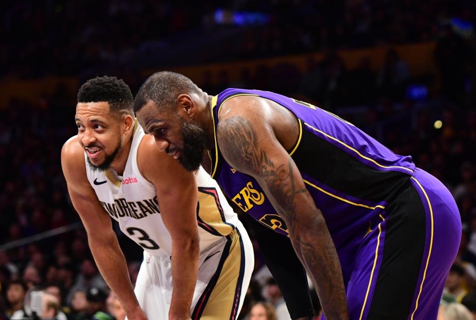 aoa体育直播-包含鹈鹕队大胜对手，展现出强大进攻火力的词条