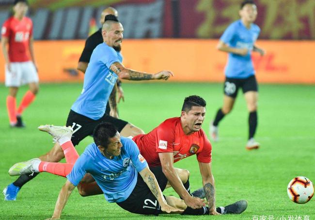 aoa体育-大连一方势如破竹，战胜对手